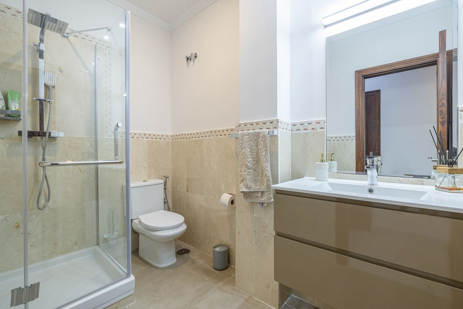 5 soveværelse Villa til salg i Benahavis med swimmingpool garage - € 2.750.000 (Ref: 8874382)