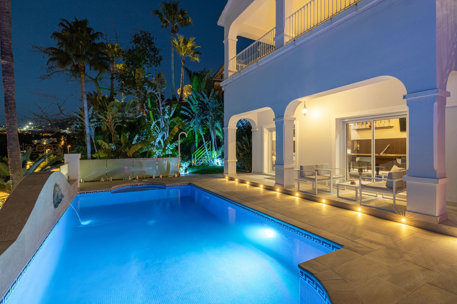 5 soveværelse Villa til salg i Benahavis med swimmingpool garage - € 2.750.000 (Ref: 8874382)