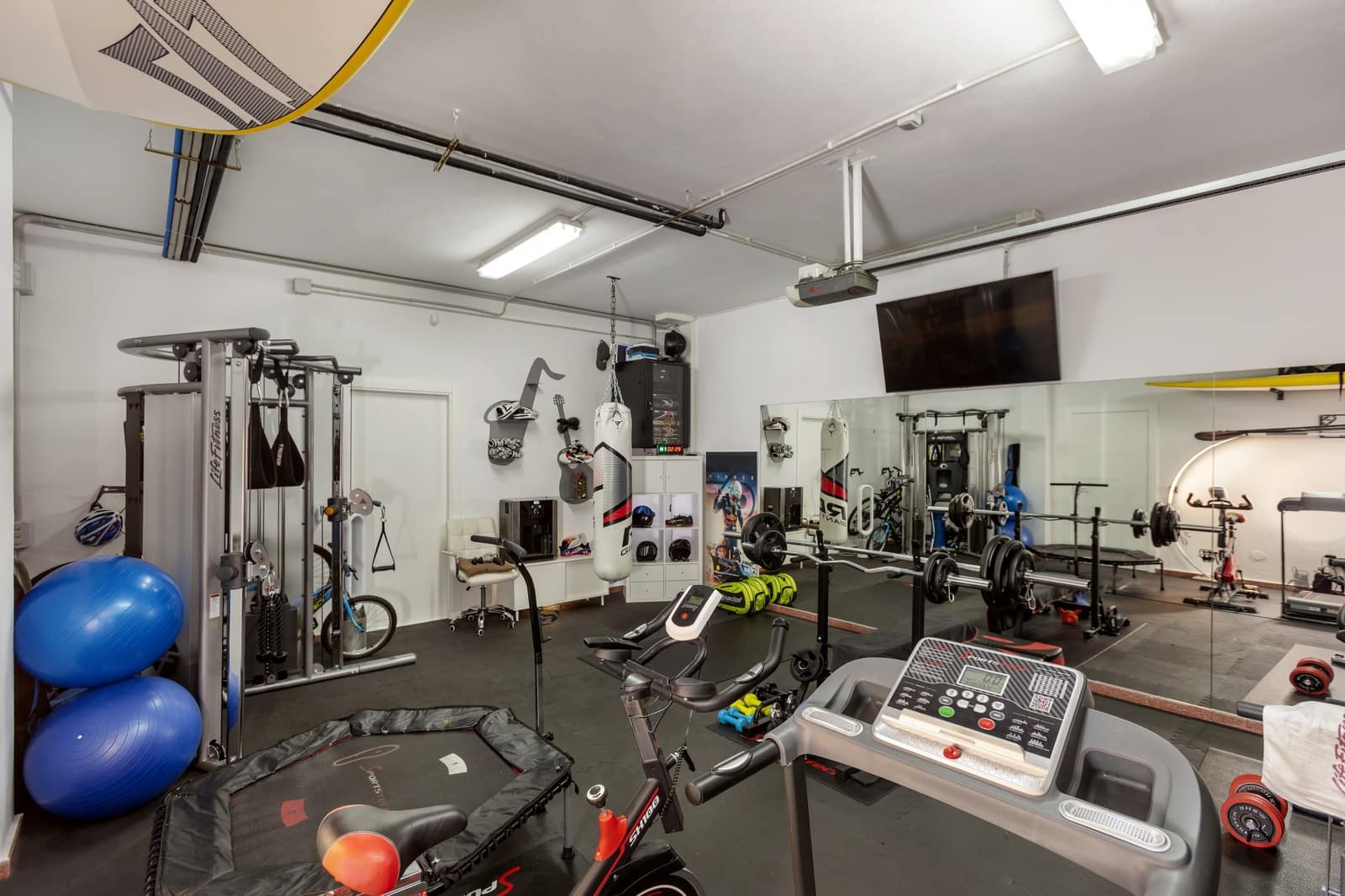 5 soveværelse Villa til salg i Benahavis med swimmingpool garage - € 2.750.000 (Ref: 8874382)