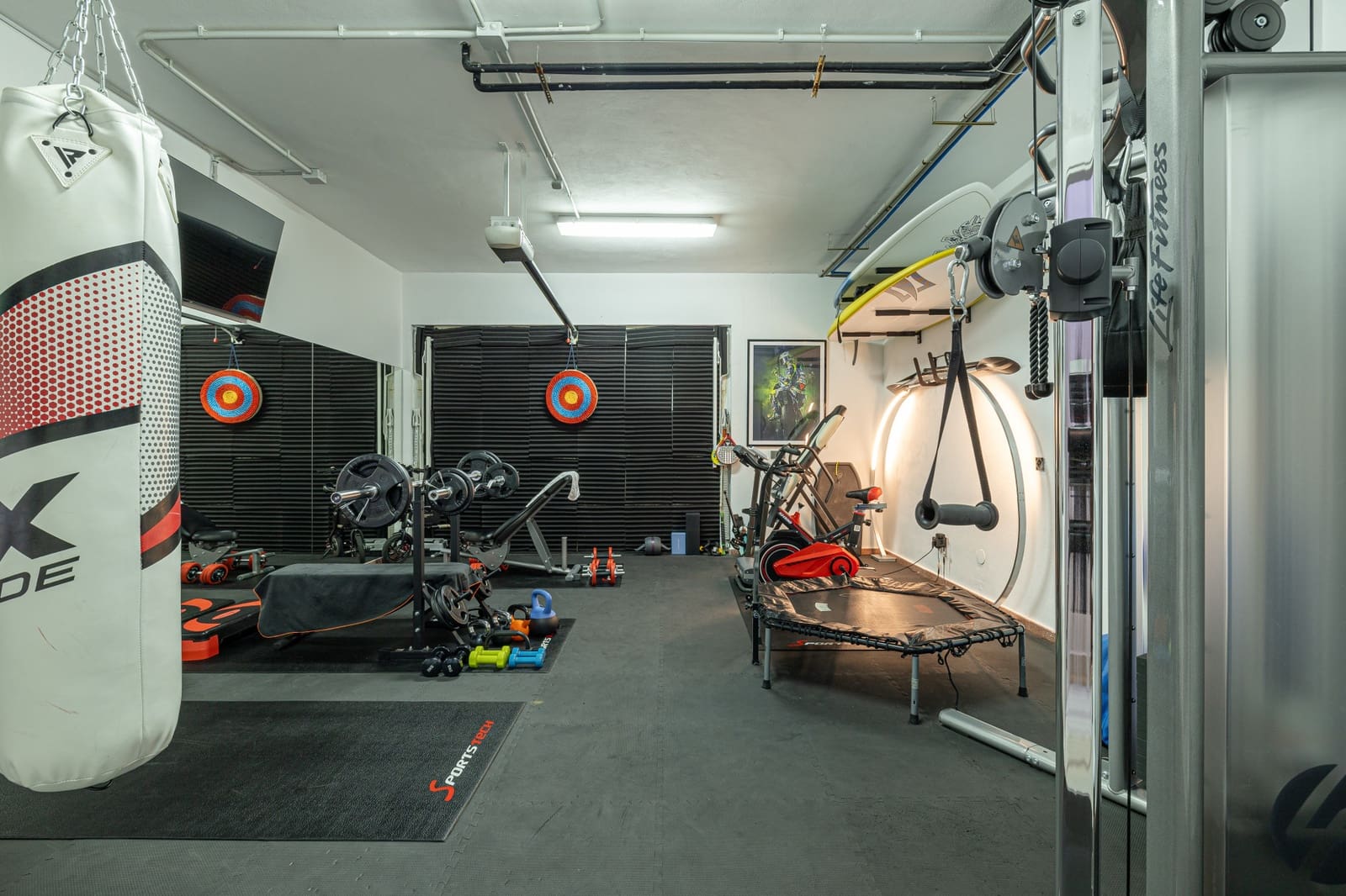 5 soveværelse Villa til salg i Benahavis med swimmingpool garage - € 2.750.000 (Ref: 8874382)