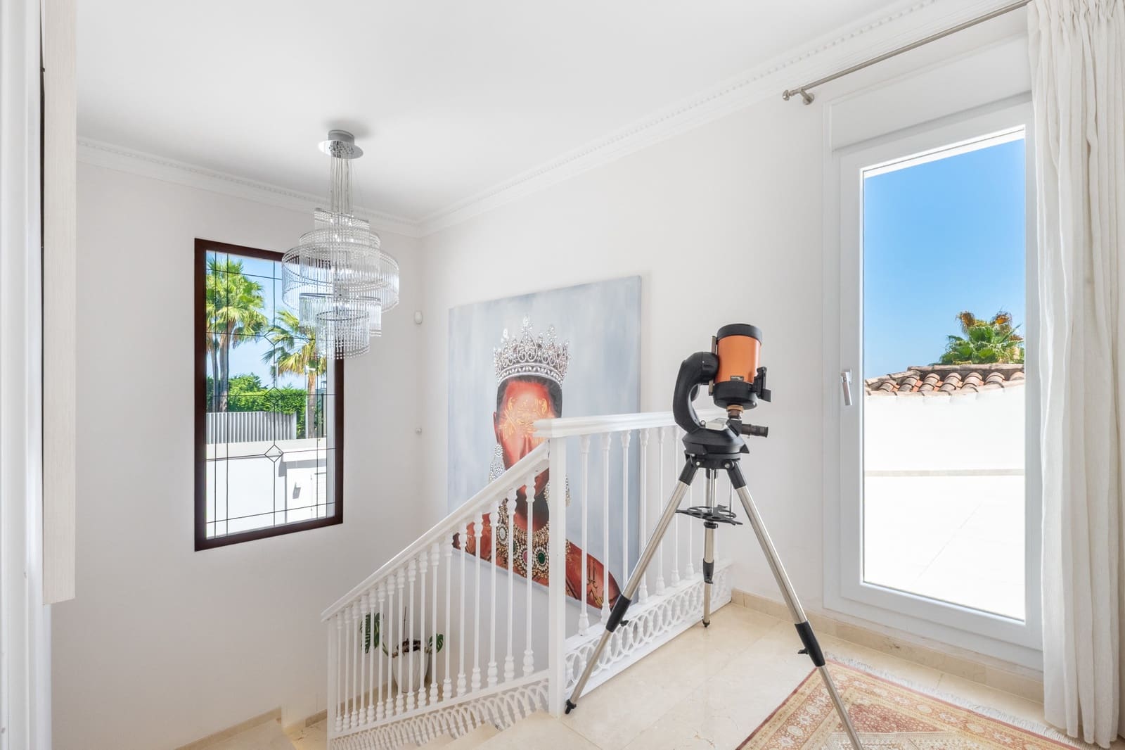 5 bedroom Villa for sale in Benahavis with pool garage - € 2,690,000 (Ref: 8874382)