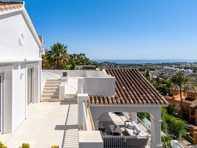5 quarto Moradia para venda em Benahavís com piscina garagem - 2 690 000 € (Ref: 8874382)