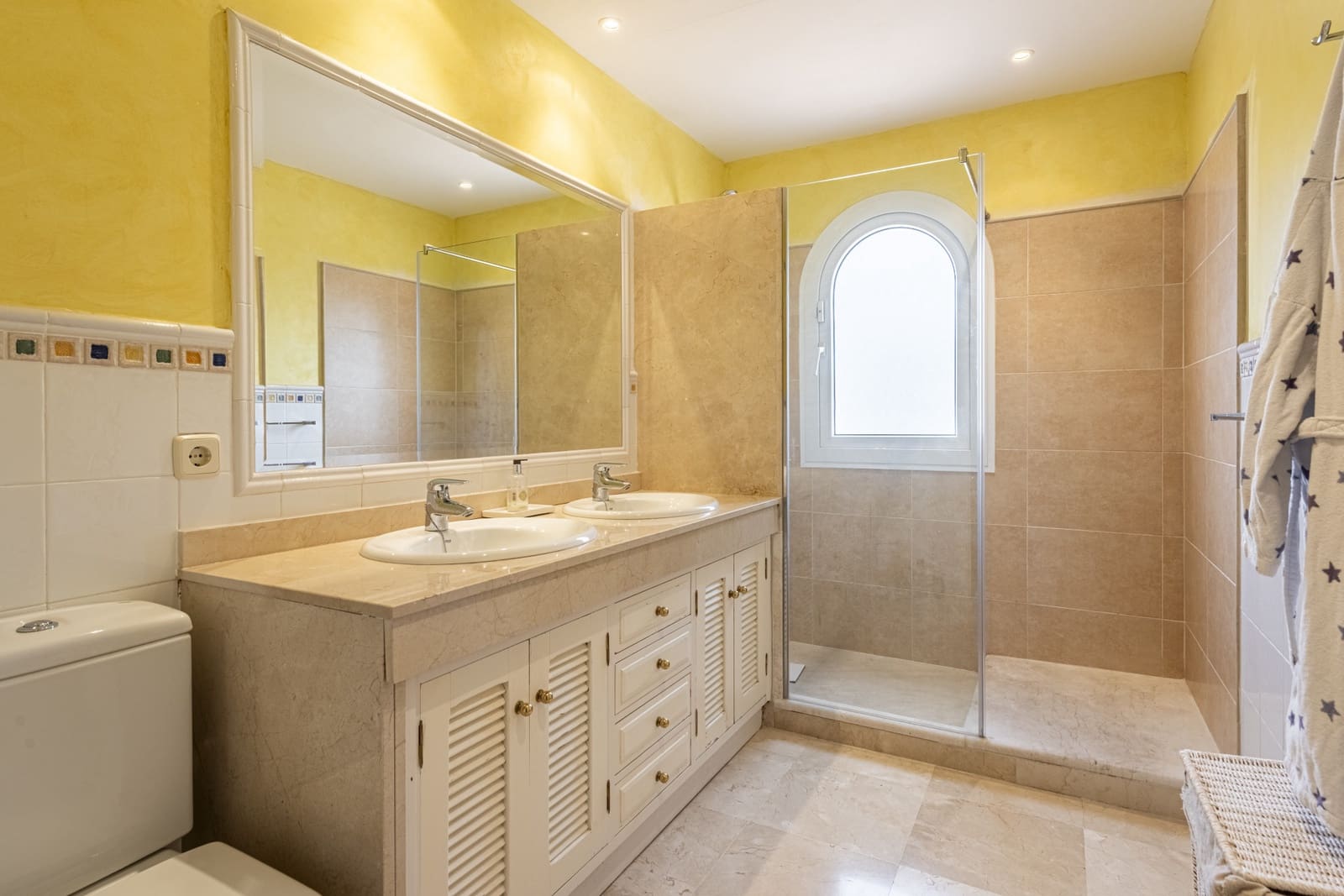 4 slaapkamer Villa te koop in La Quinta met zwembad garage - € 1.750.000 (Ref: 8885995)