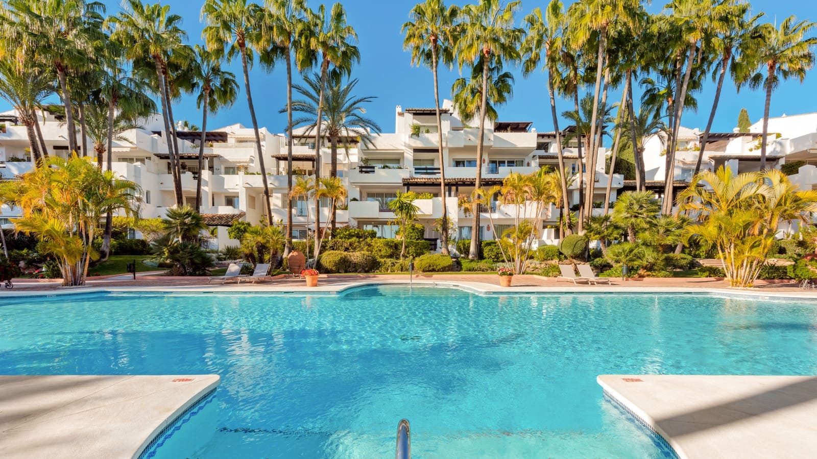 3 slaapkamer Appartement te koop in Marbella met zwembad garage - € 2.795.000 (Ref: 8893076)