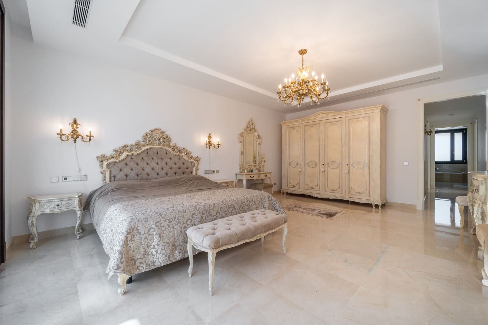 7 chambre Villa/Maison à vendre à Estepona avec piscine garage - 5 190 000 € (Ref: 8893077)