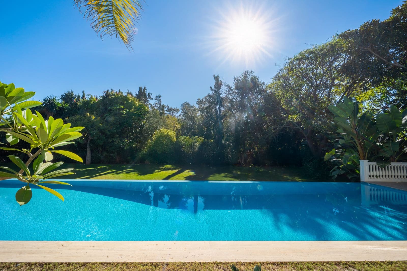 7 chambre Villa/Maison à vendre à Estepona avec piscine garage - 5 190 000 € (Ref: 8893077)