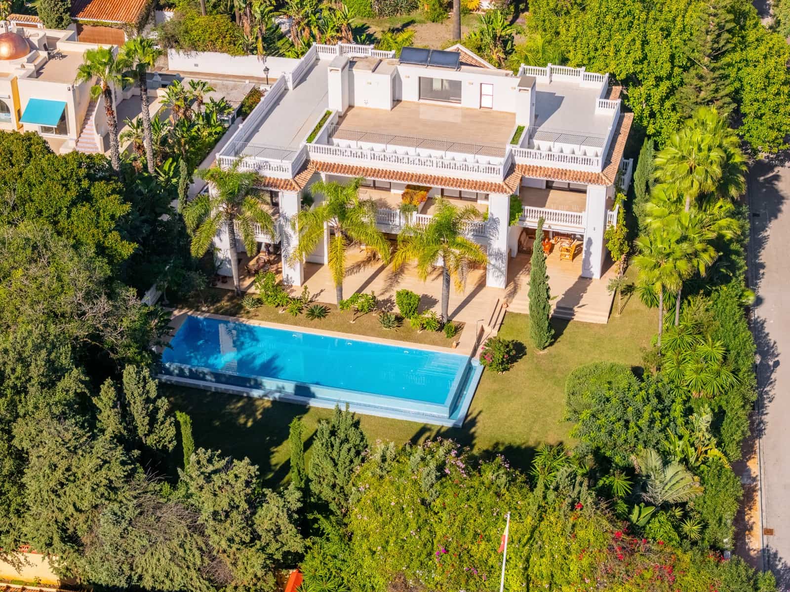 7 chambre Villa/Maison à vendre à Estepona avec piscine garage - 5 190 000 € (Ref: 8893077)