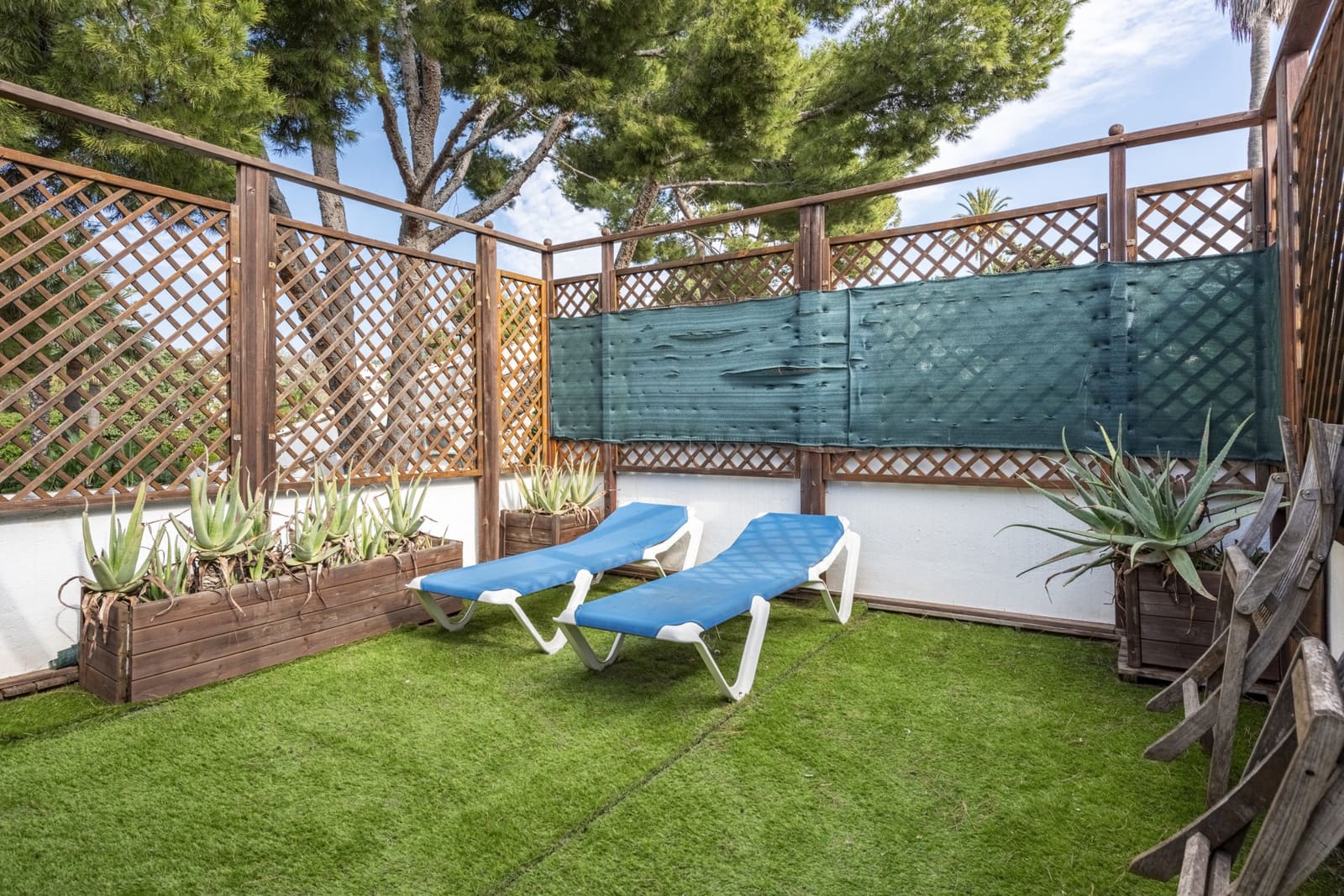 5 soveværelse Semi-Rækkehus til salg i Nueva Andalucia med swimmingpool garage - € 1.050.000 (Ref: 8912832)