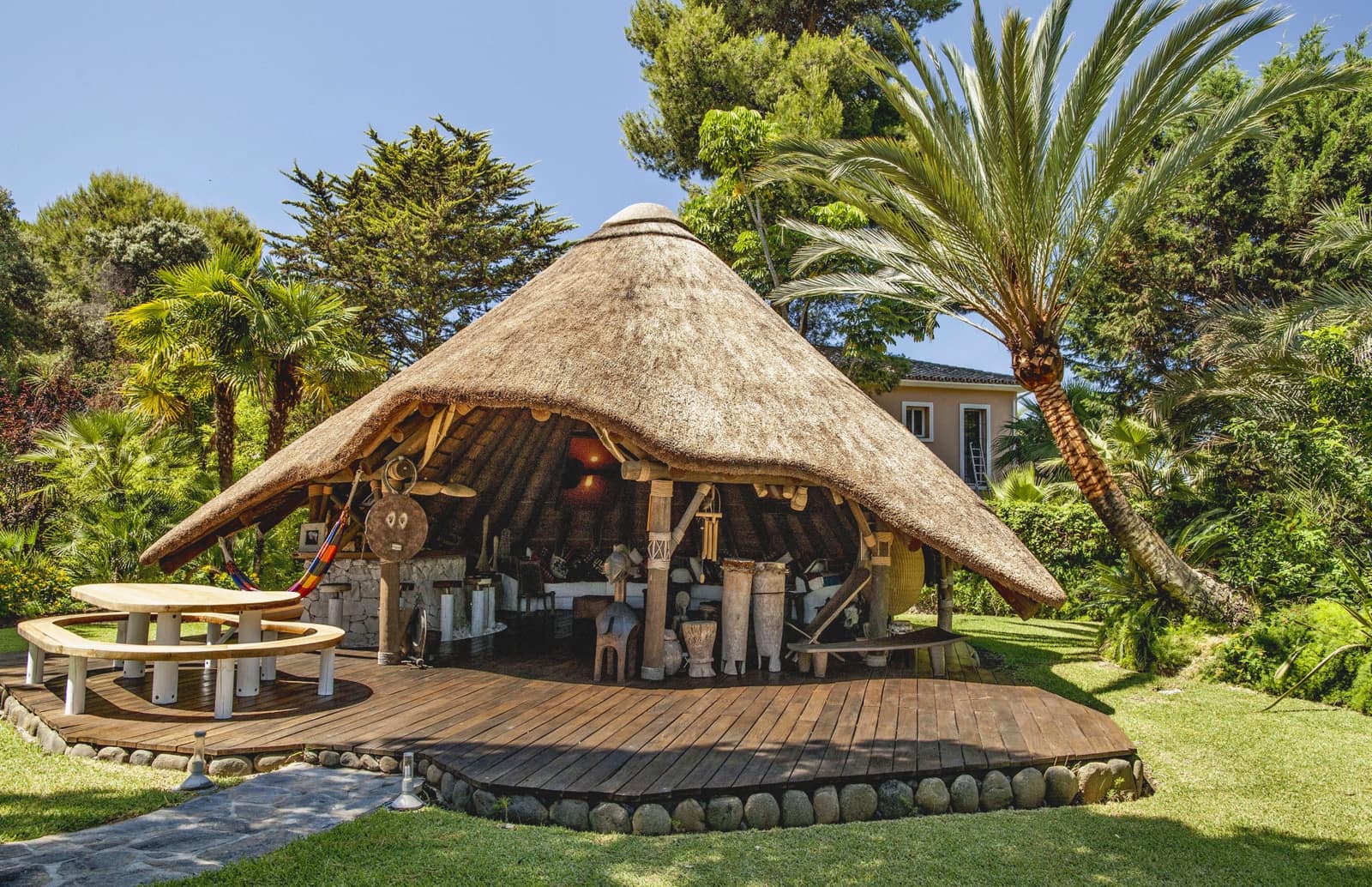 10 Zimmer Villa zu verkaufen in El Paraiso mit Pool Garage - 13.500.000 € (Ref: 8915218)