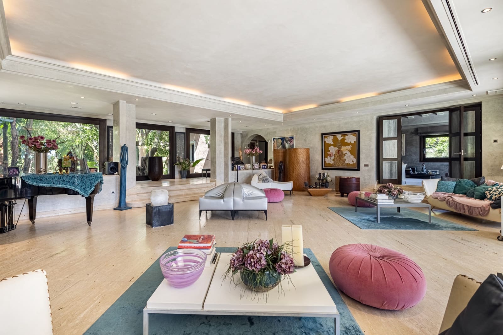 10 Zimmer Villa zu verkaufen in El Paraiso mit Pool Garage - 13.500.000 € (Ref: 8915218)