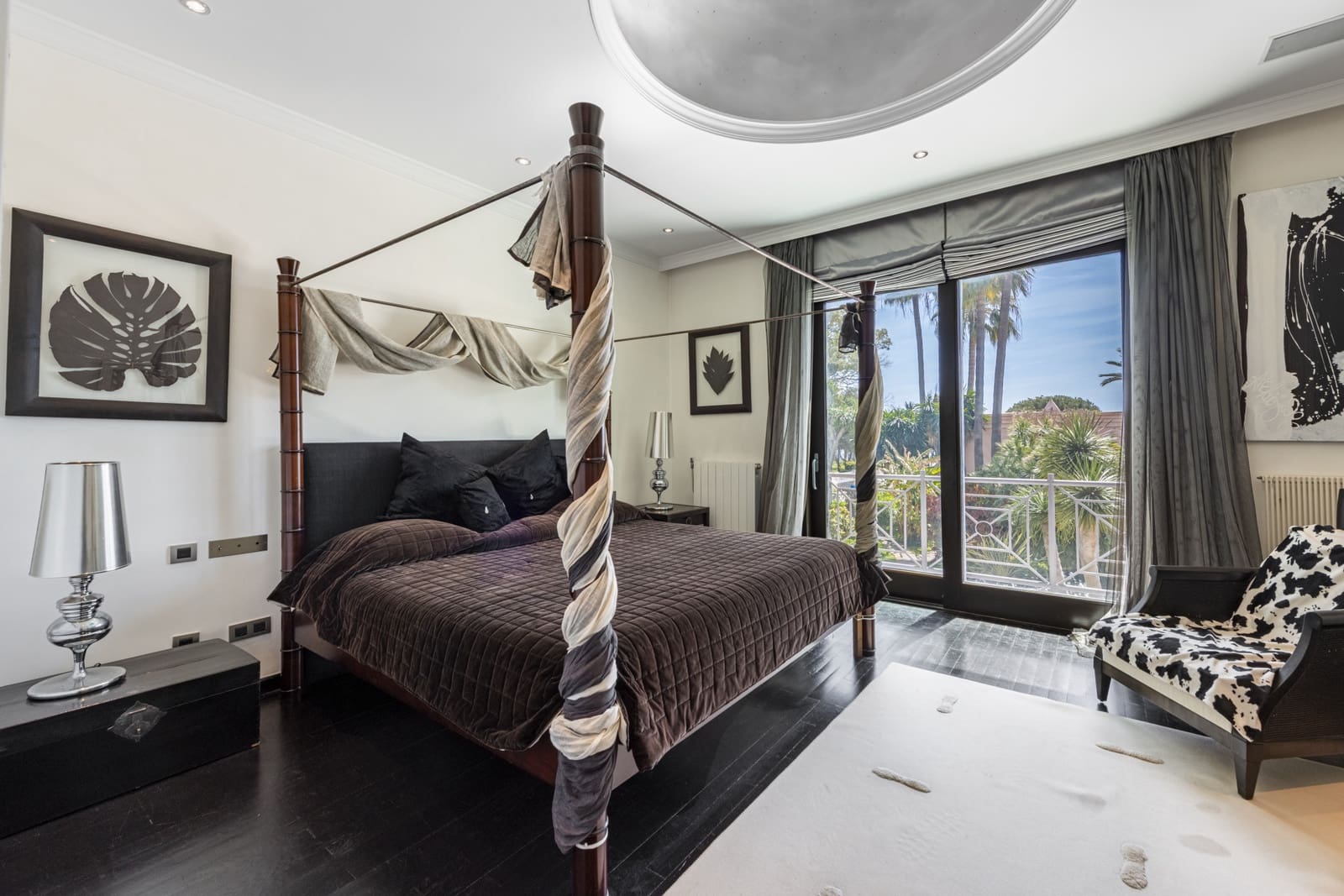 10 Zimmer Villa zu verkaufen in El Paraiso mit Pool Garage - 13.500.000 € (Ref: 8915218)