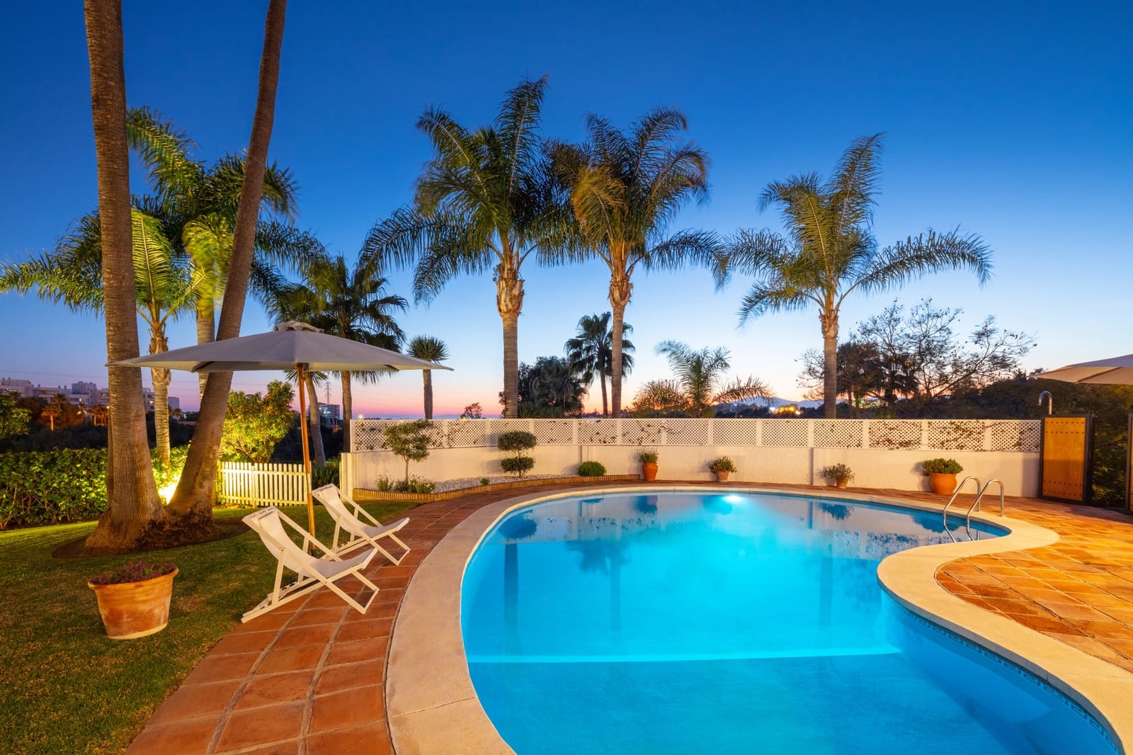 4 makuuhuone Huvila myytävänä paikassa Marbella mukana uima-altaan - 1 795 000 € (Ref: 8918033)