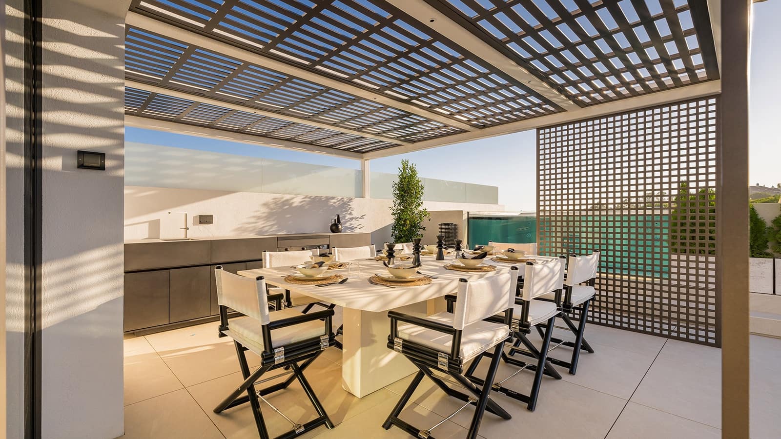 4 soverom Kjedet enebolig til salgs i Marbella med svømmebasseng garasje - € 7 500 000 (Ref: 8948878)