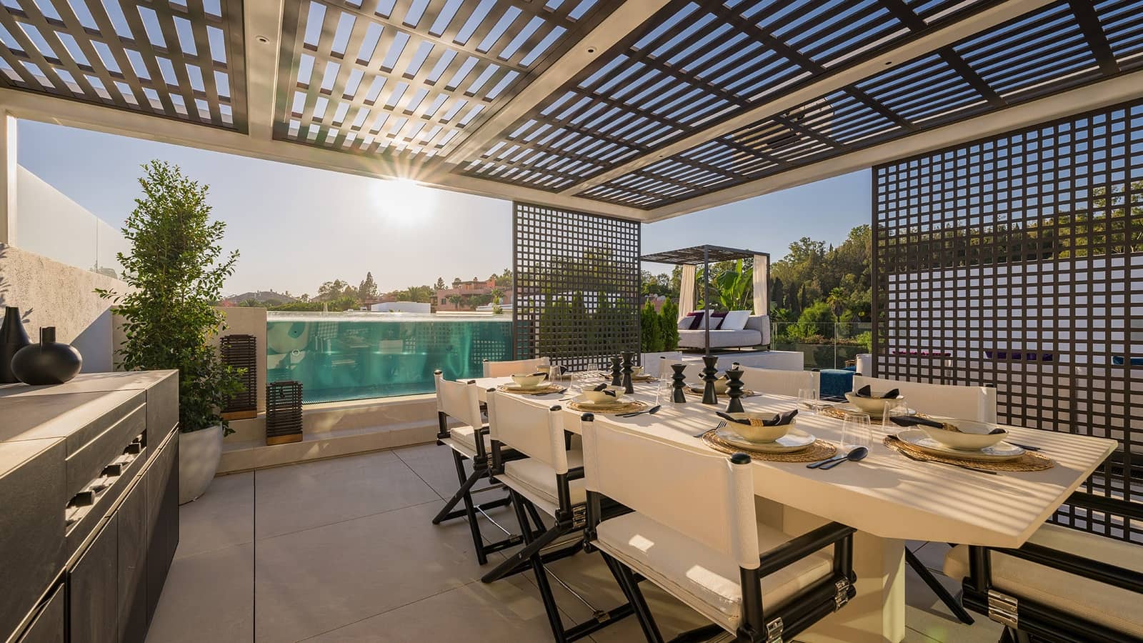 4 soverom Kjedet enebolig til salgs i Marbella med svømmebasseng garasje - € 7 500 000 (Ref: 8948878)