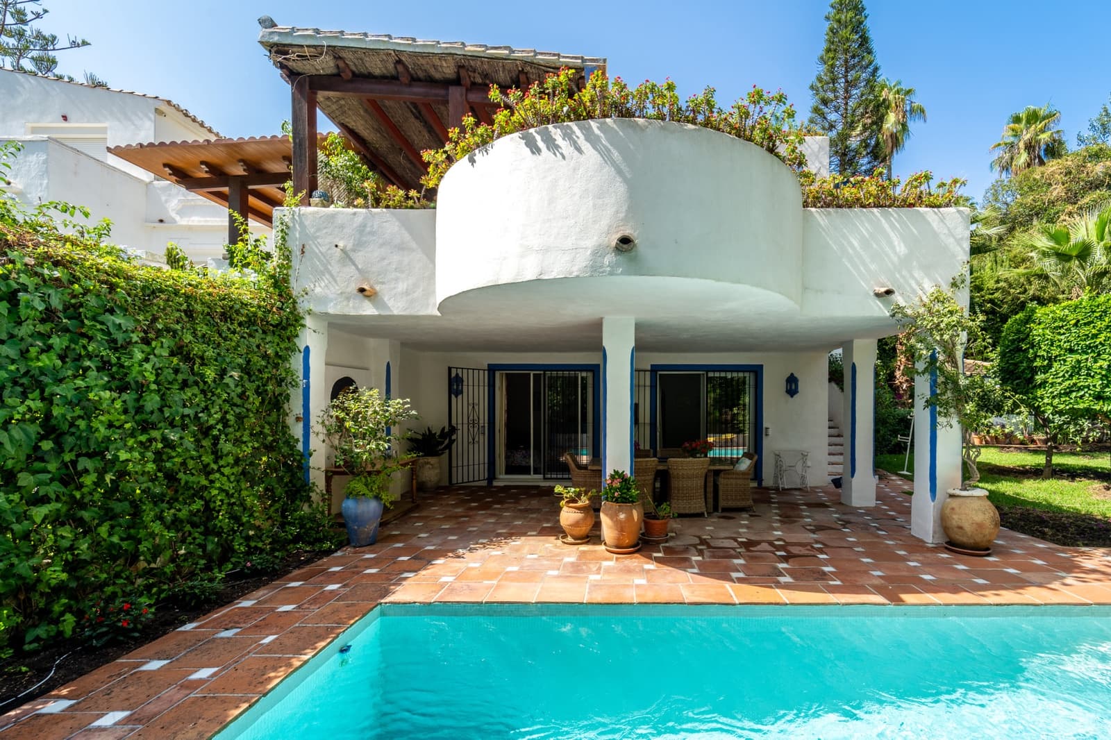 4 Zimmer Doppelhaus zu verkaufen in Marbella mit Pool Garage - 1.295.000 € (Ref: 8952716)