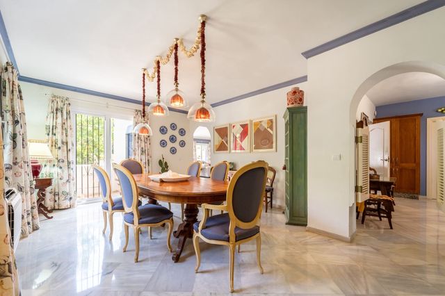 4 Zimmer Doppelhaus zu verkaufen in Marbella mit Pool Garage - 1.295.000 € (Ref: 8952716)