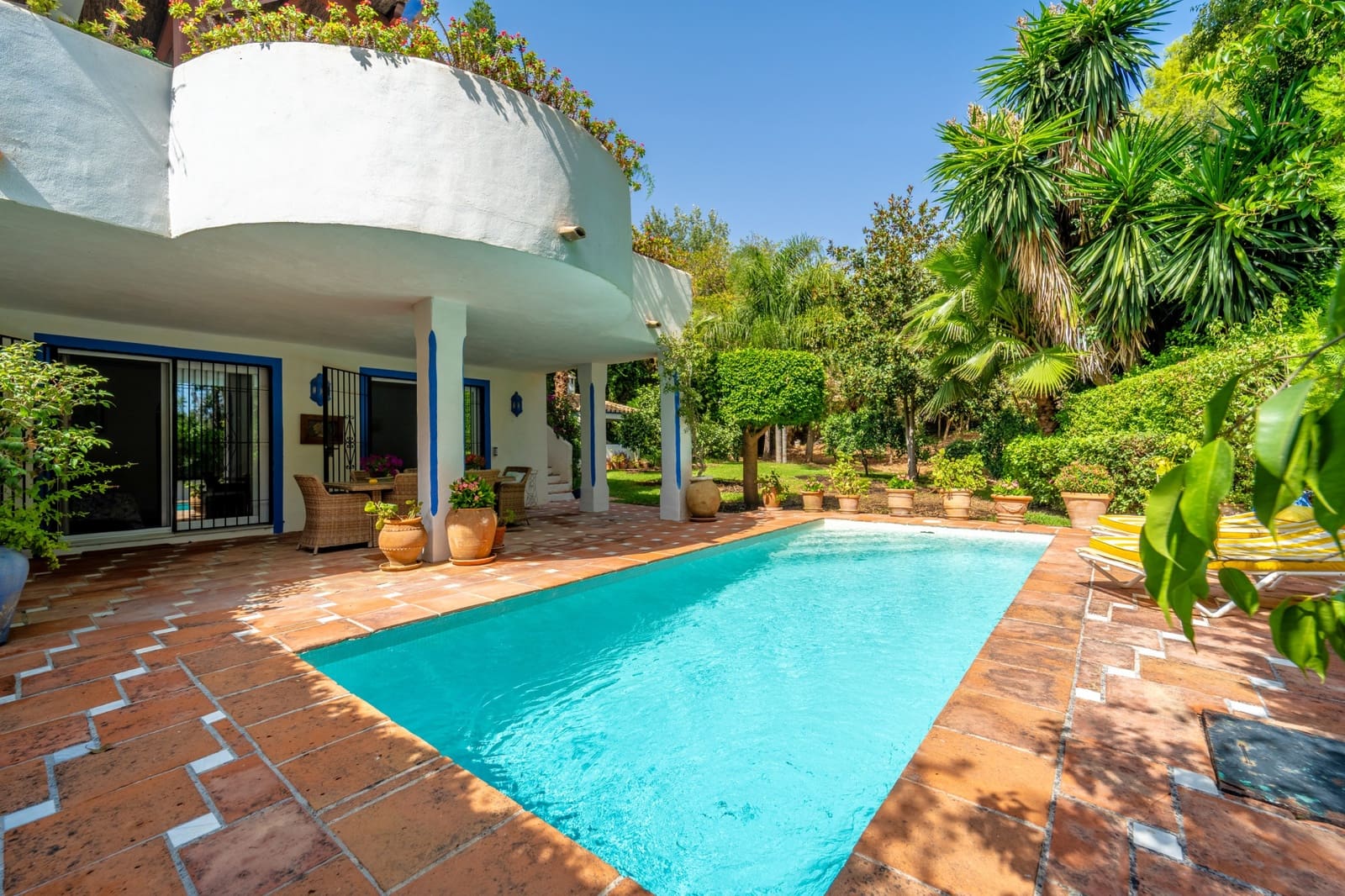 4 Zimmer Doppelhaus zu verkaufen in Marbella mit Pool Garage - 1.295.000 € (Ref: 8952716)