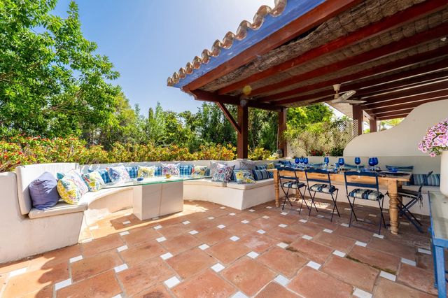 4 Zimmer Doppelhaus zu verkaufen in Marbella mit Pool Garage - 1.295.000 € (Ref: 8952716)
