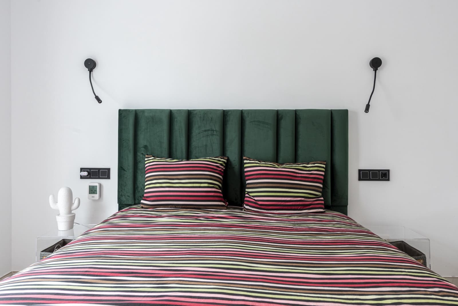 2 bedroom Apartment for sale in Marbella with pool garage - € 645,000 (Ref: 8957030)