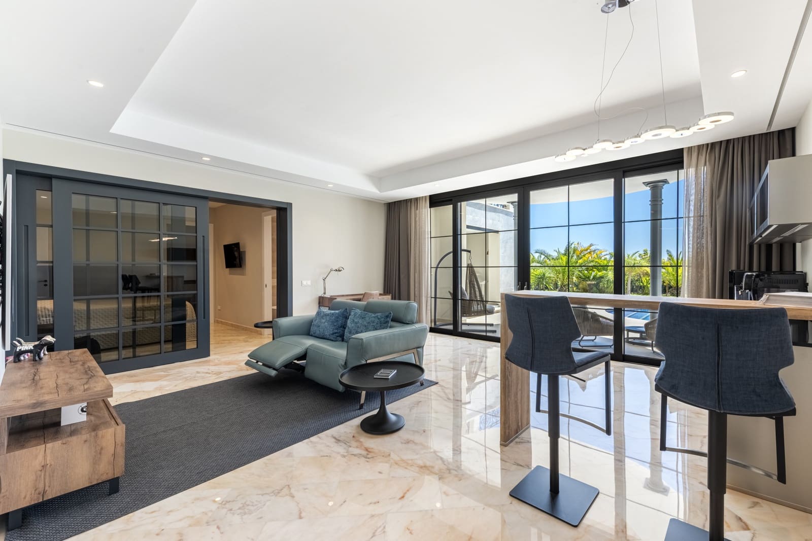 6 bedroom Villa for sale in Marbella with pool garage - € 10,450,000 (Ref: 8968176)