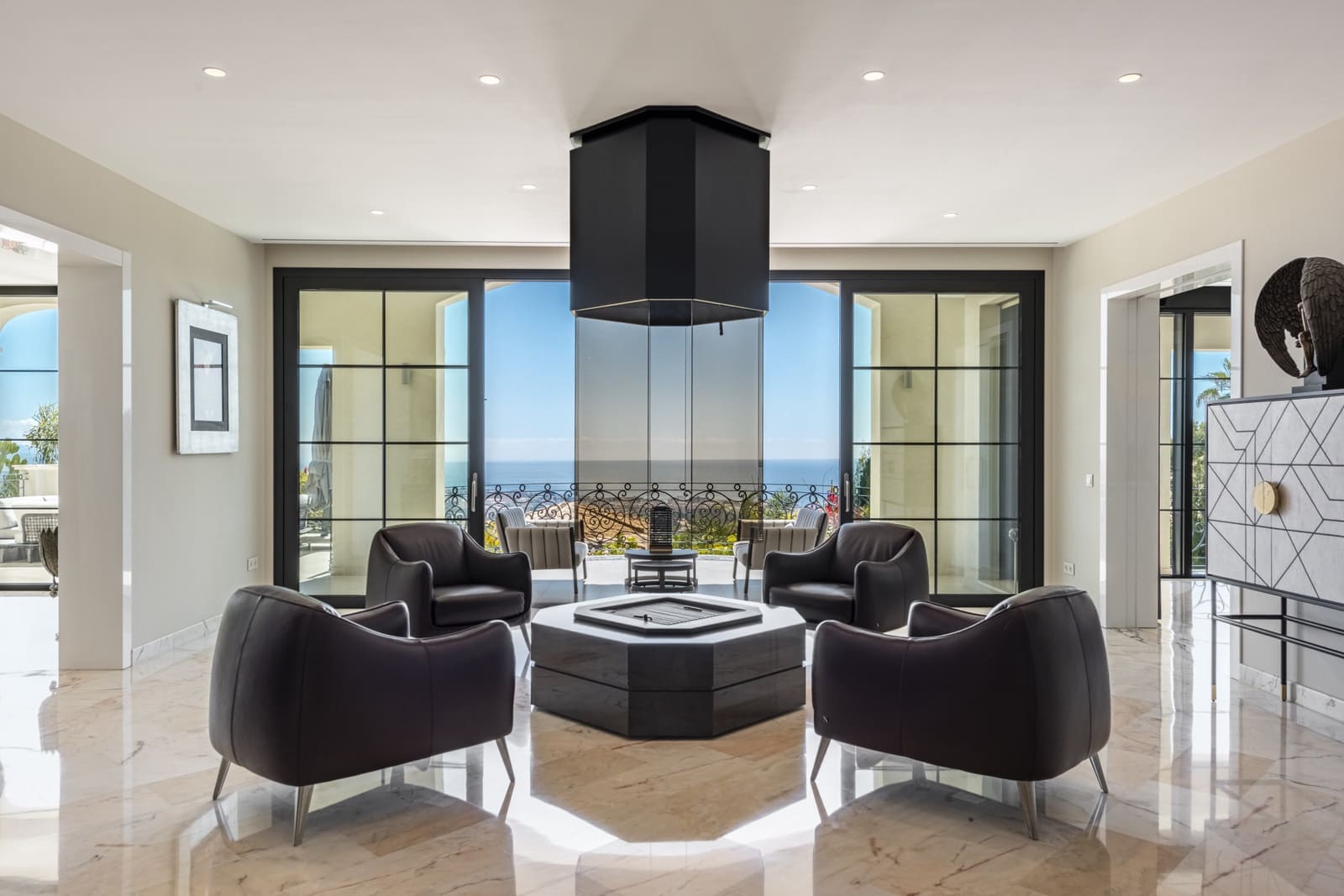 6 bedroom Villa for sale in Marbella with pool garage - € 10,450,000 (Ref: 8968176)