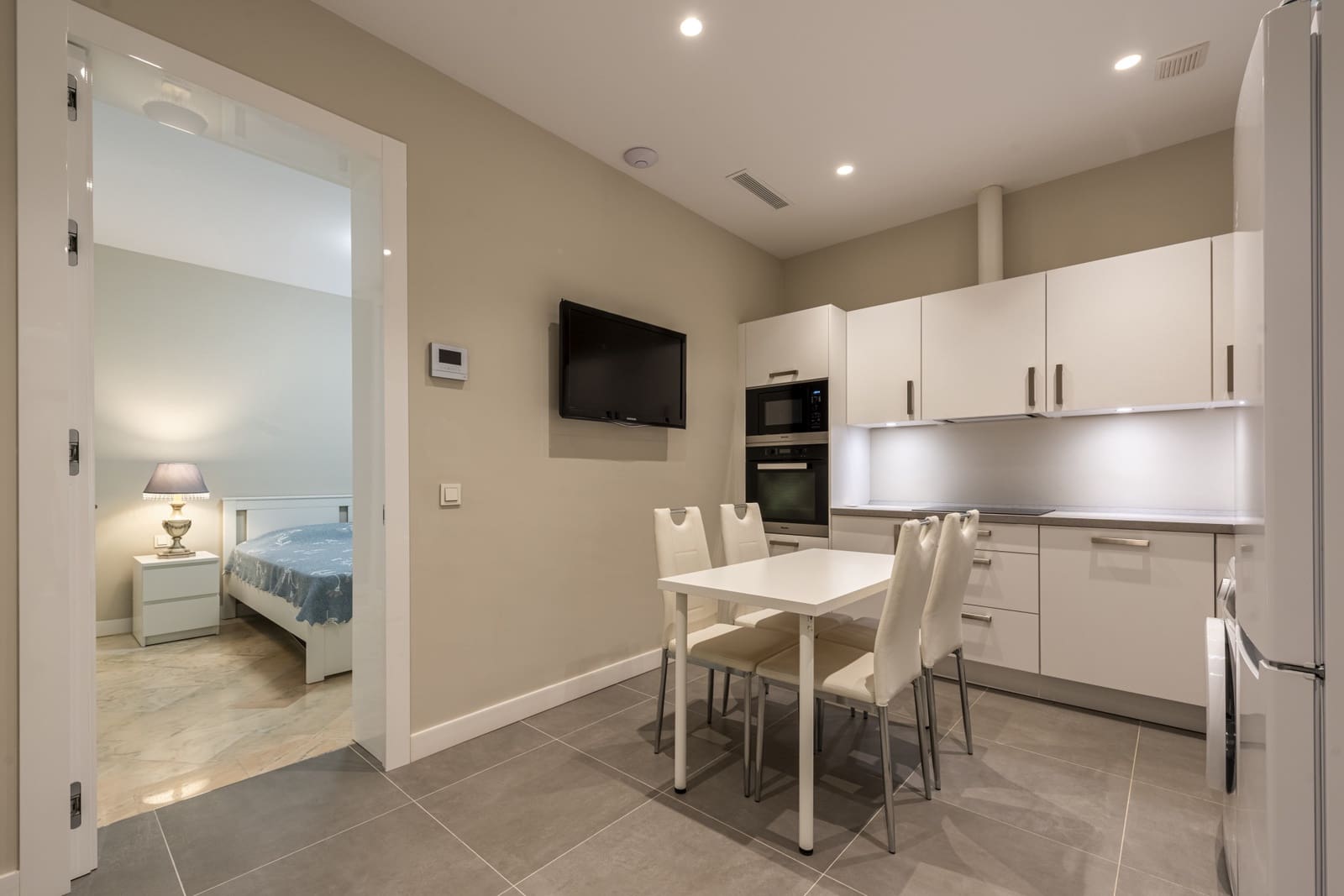 6 bedroom Villa for sale in Marbella with pool garage - € 10,450,000 (Ref: 8968176)