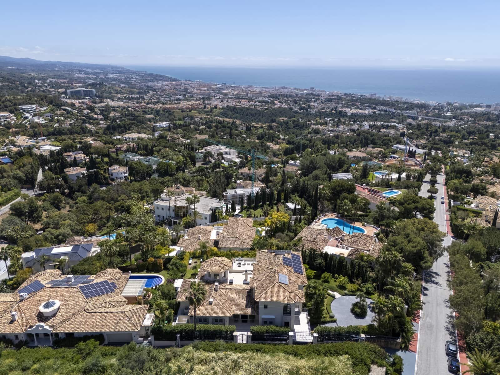 6 bedroom Villa for sale in Marbella with pool garage - € 10,450,000 (Ref: 8968176)