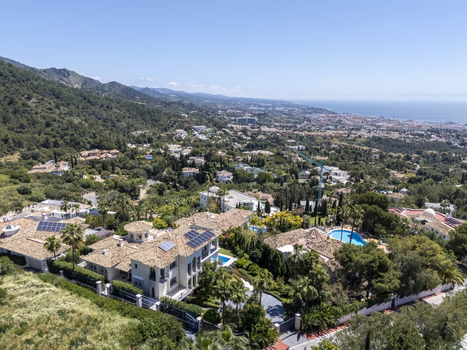 6 bedroom Villa for sale in Marbella with pool garage - € 10,450,000 (Ref: 8968176)