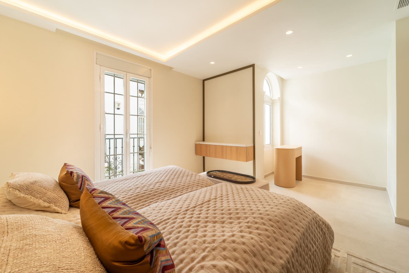 3 bedroom Townhouse for sale in Marbella with pool garage - € 1,495,000 (Ref: 8970288)