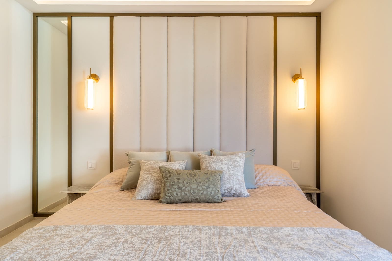 3 bedroom Townhouse for sale in Marbella with pool garage - € 1,495,000 (Ref: 8970288)