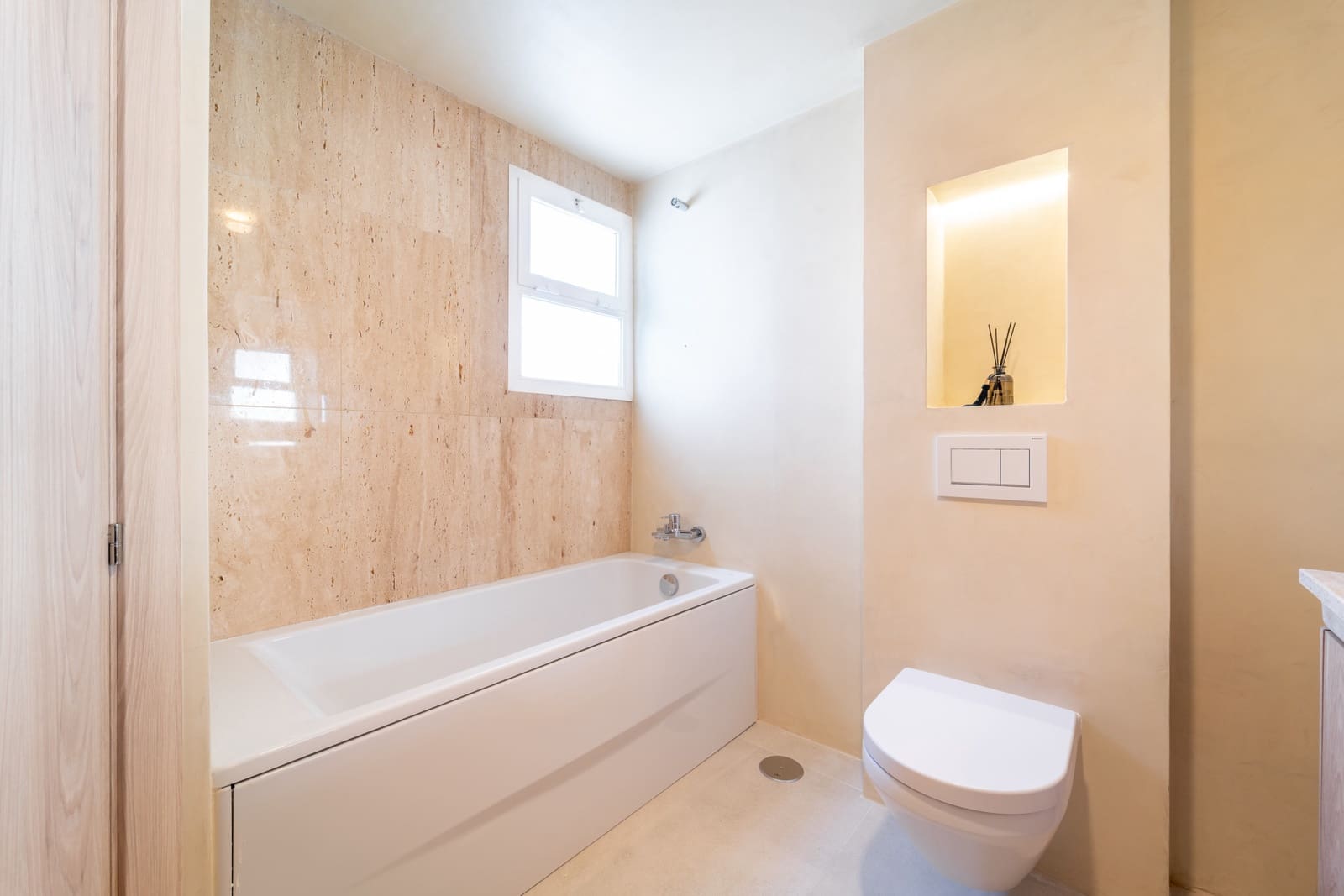 3 bedroom Townhouse for sale in Marbella with pool garage - € 1,495,000 (Ref: 8970288)