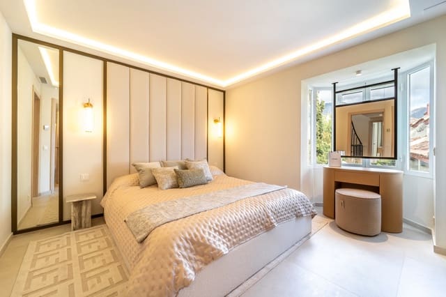 3 makuuhuone Omakotitalo myytävänä paikassa Marbella mukana uima-altaan 
autotalli - 1 495 000 € (Ref: 8970288)