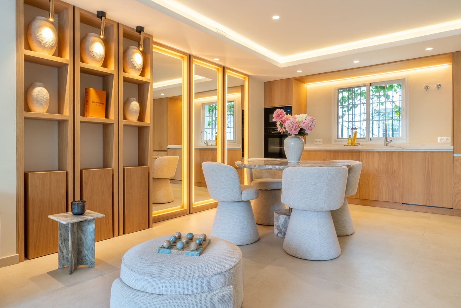 3 bedroom Townhouse for sale in Marbella with pool garage - € 1,495,000 (Ref: 8970288)