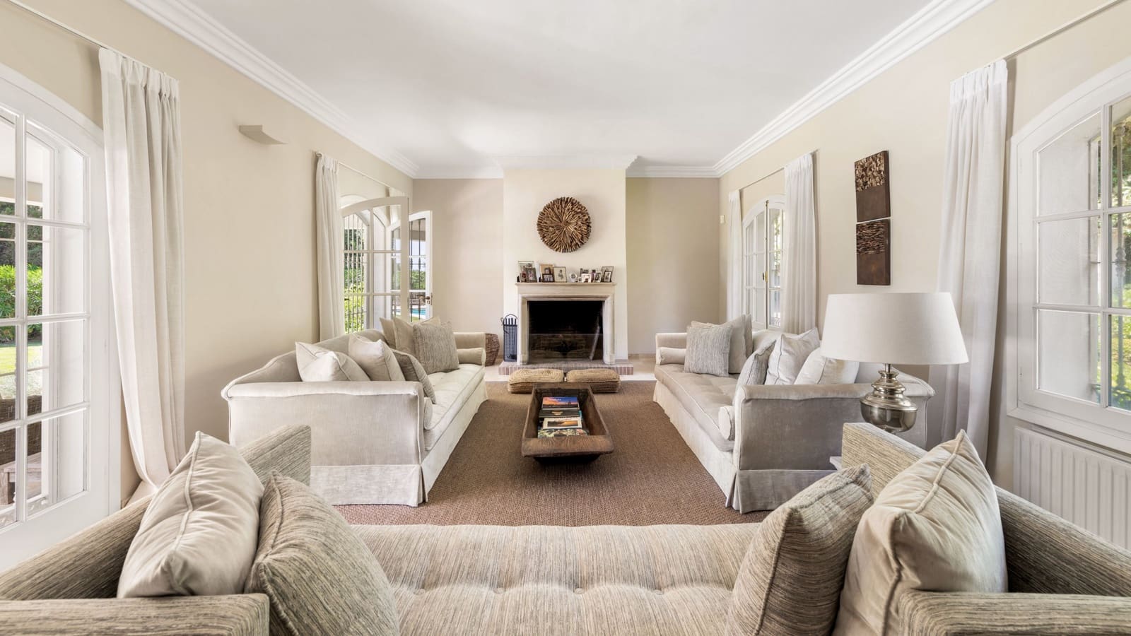 5 soveværelse Villa til leje i Benahavis med swimmingpool garage - € 15.000 (Ref: 8977695)