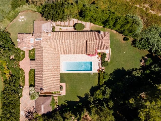 5 slaapkamer Villa te huur in Benahavís met zwembad garage - € 15.000 (Ref: 8977695)