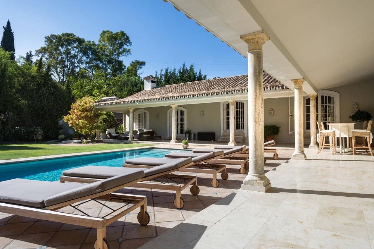 5 soveværelse Villa til leje i Benahavis med swimmingpool garage - € 15.000 (Ref: 8977695)