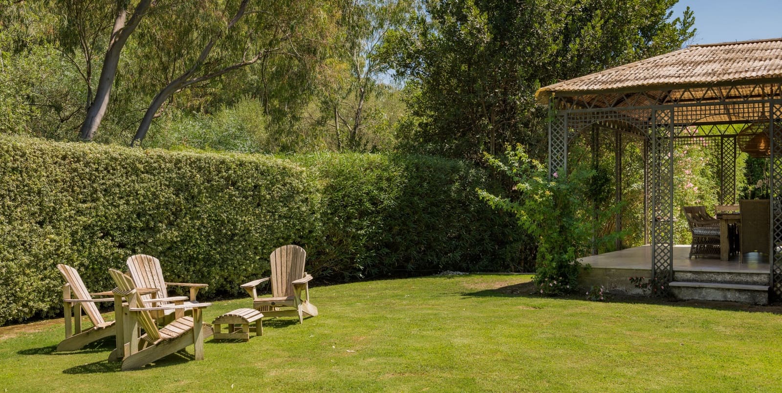 5 bedroom Villa for holiday rental in Benahavis with pool garage - € 14,000 (Ref: 8977696)