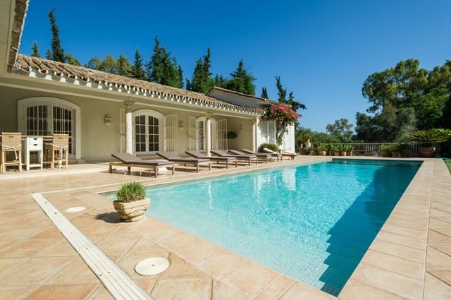 Villa/Maison de 5 chambres de location de vacances à Benahavís avec piscine garage - 14 000 € (Ref: 8977696)