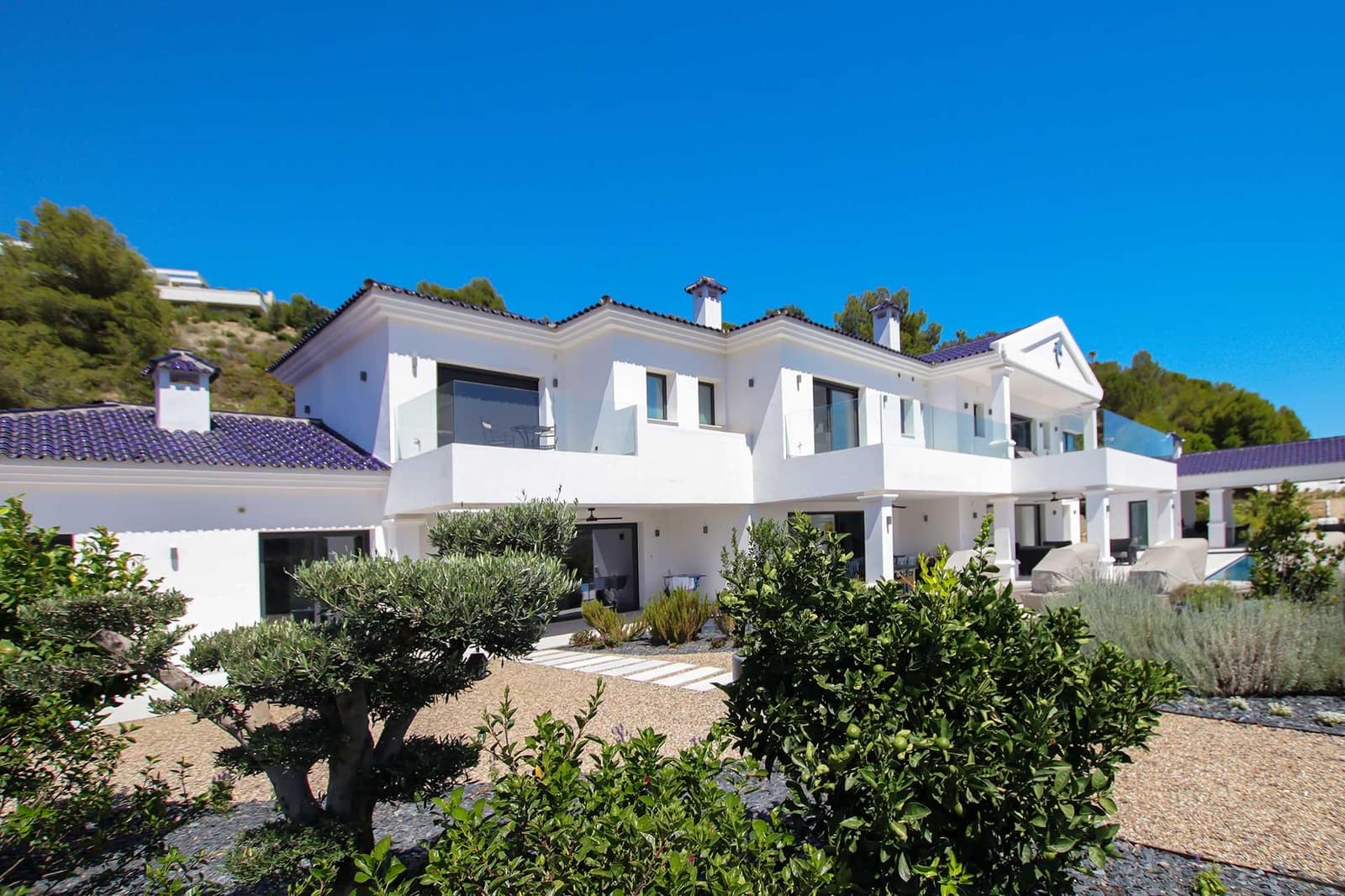 6 soveværelse Villa til leje i Benahavis med swimmingpool garage - € 25.000 (Ref: 8981471)