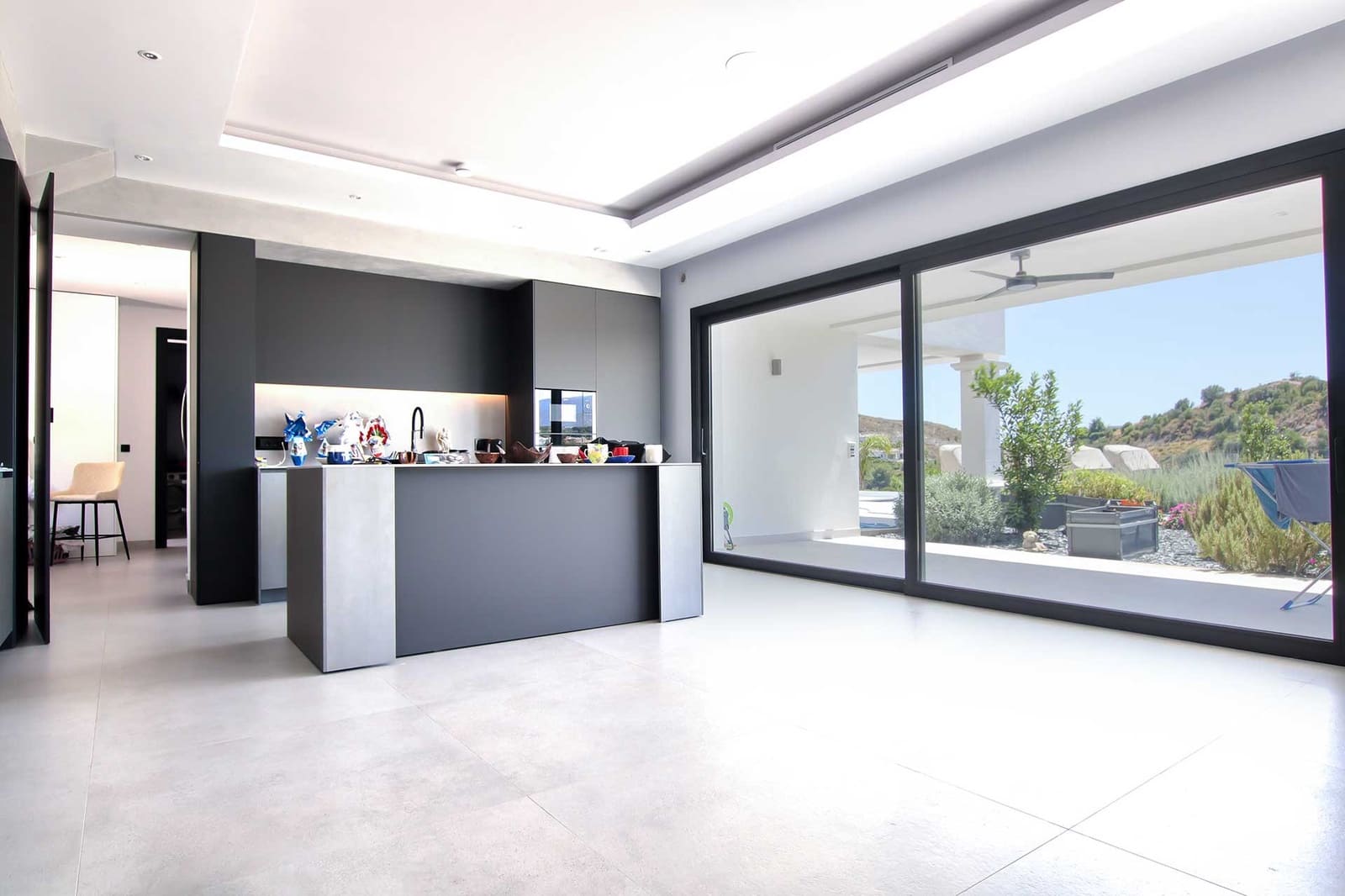 6 slaapkamer Villa te huur in Benahavis met zwembad garage - € 25.000 (Ref: 8981471)