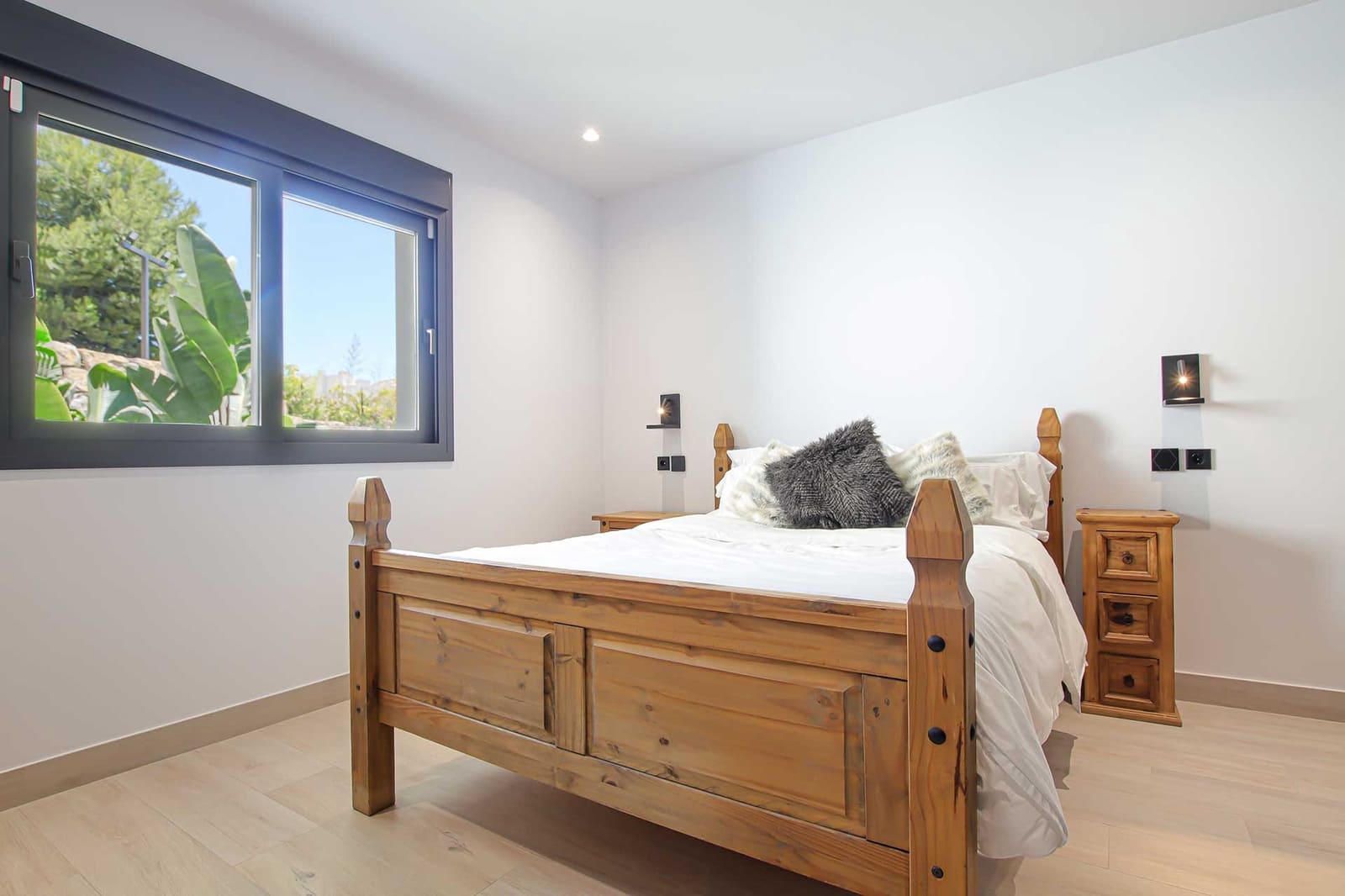 6 slaapkamer Villa te huur in Benahavis met zwembad garage - € 25.000 (Ref: 8981471)