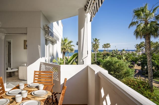 4 bedroom Apartment for rent in Marbella with pool garage - € 7,500 (Ref: 8981472)