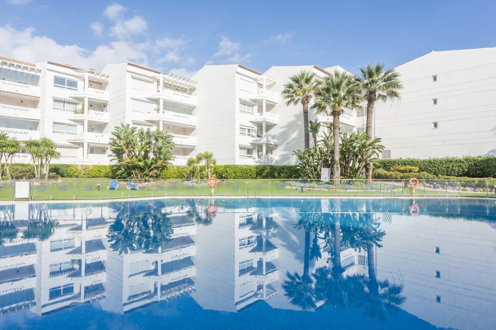 4 makuuhuone Huoneisto vuokrattavana paikassa Marbella mukana uima-altaan 
autotalli - 7 500 € (Ref: 8981472)