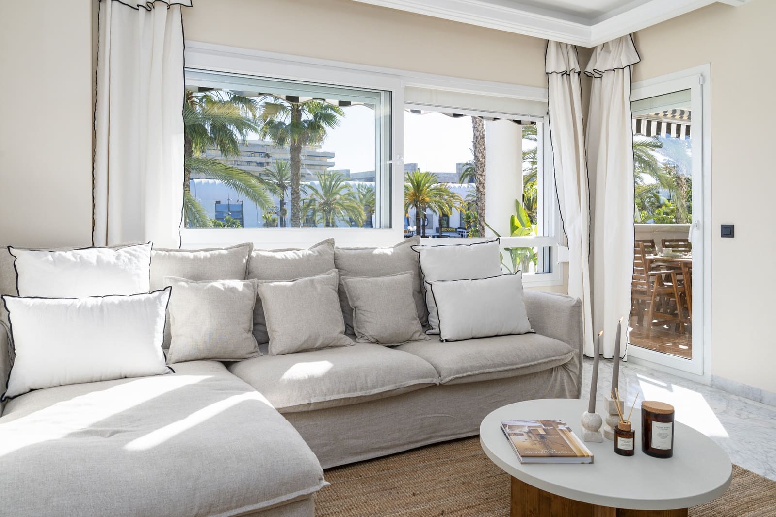 4 makuuhuone Huoneisto vuokrattavana paikassa Marbella mukana uima-altaan 
autotalli - 7 500 € (Ref: 8981472)