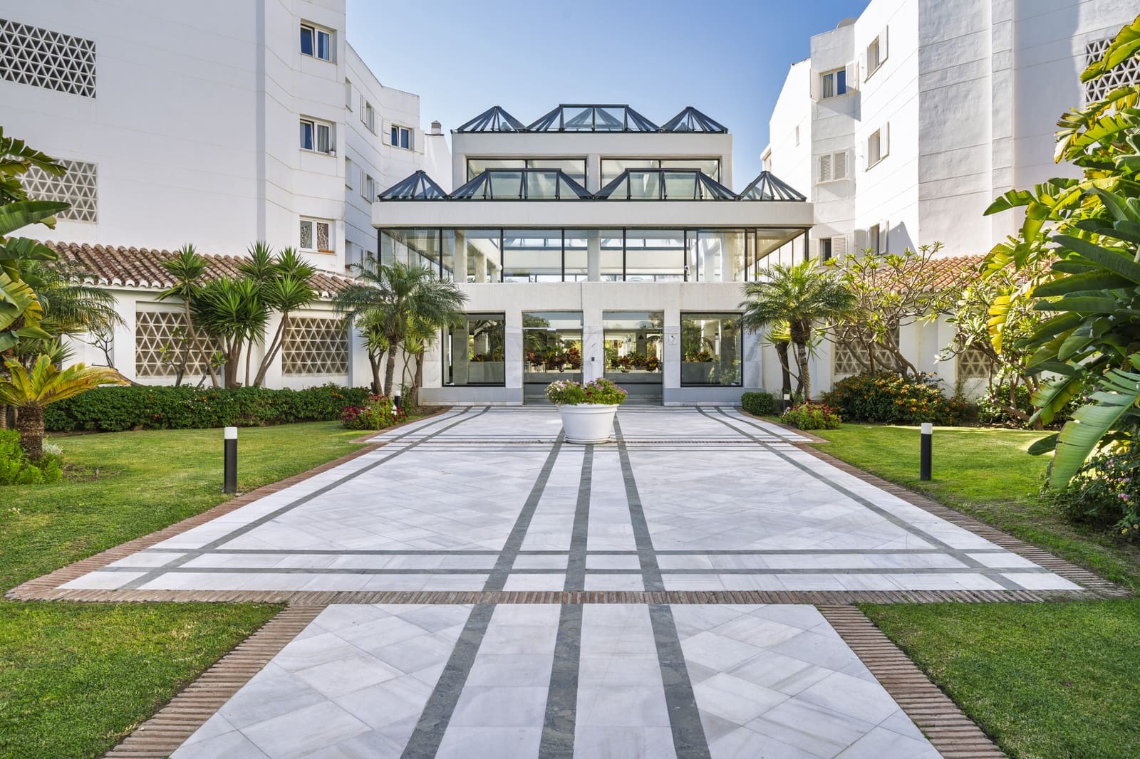 4 makuuhuone Huoneisto vuokrattavana paikassa Marbella mukana uima-altaan 
autotalli - 7 500 € (Ref: 8981472)