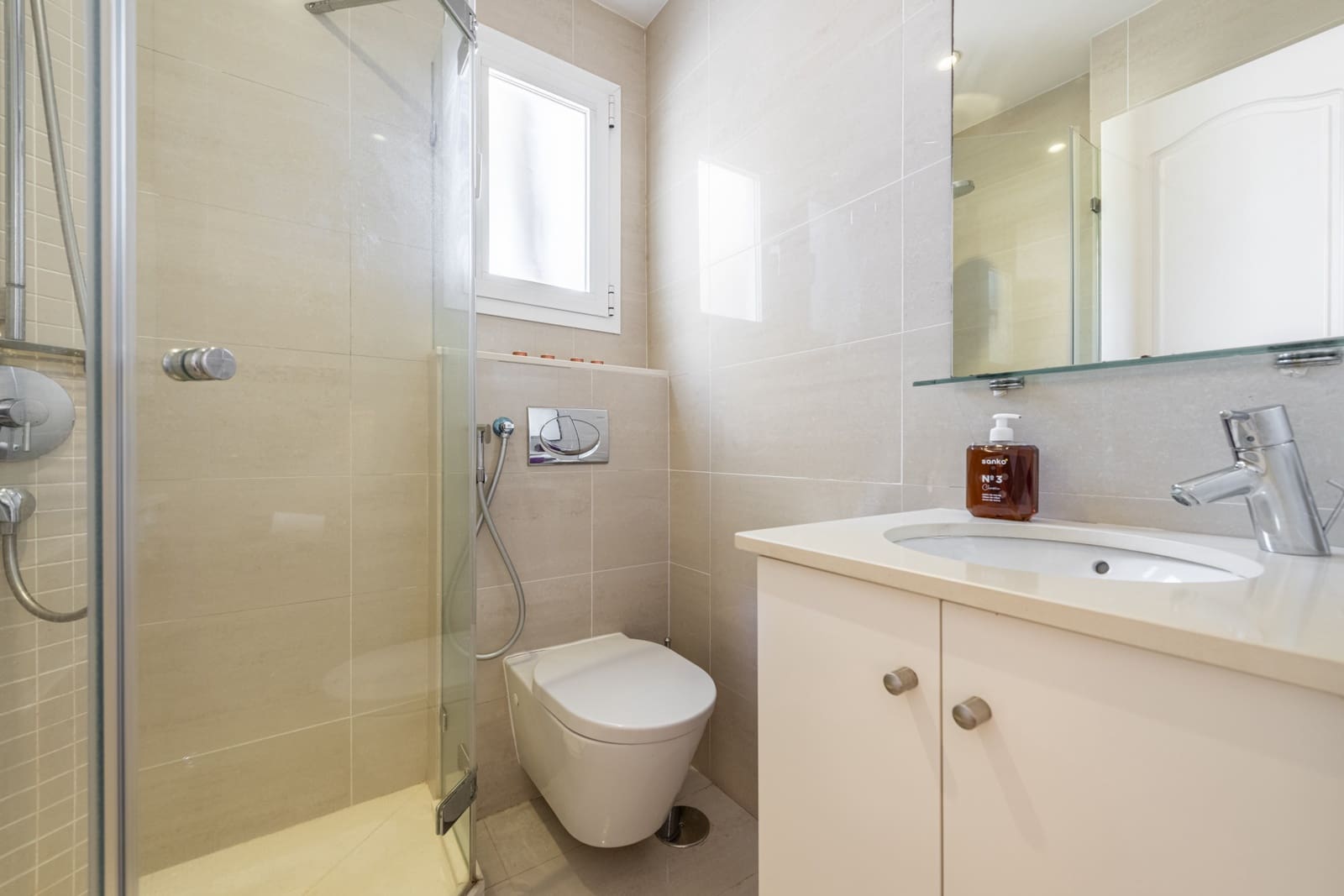 3 Zimmer Ferienapartment in Marbella mit Pool Garage - 8.400 € (Ref: 8981807)