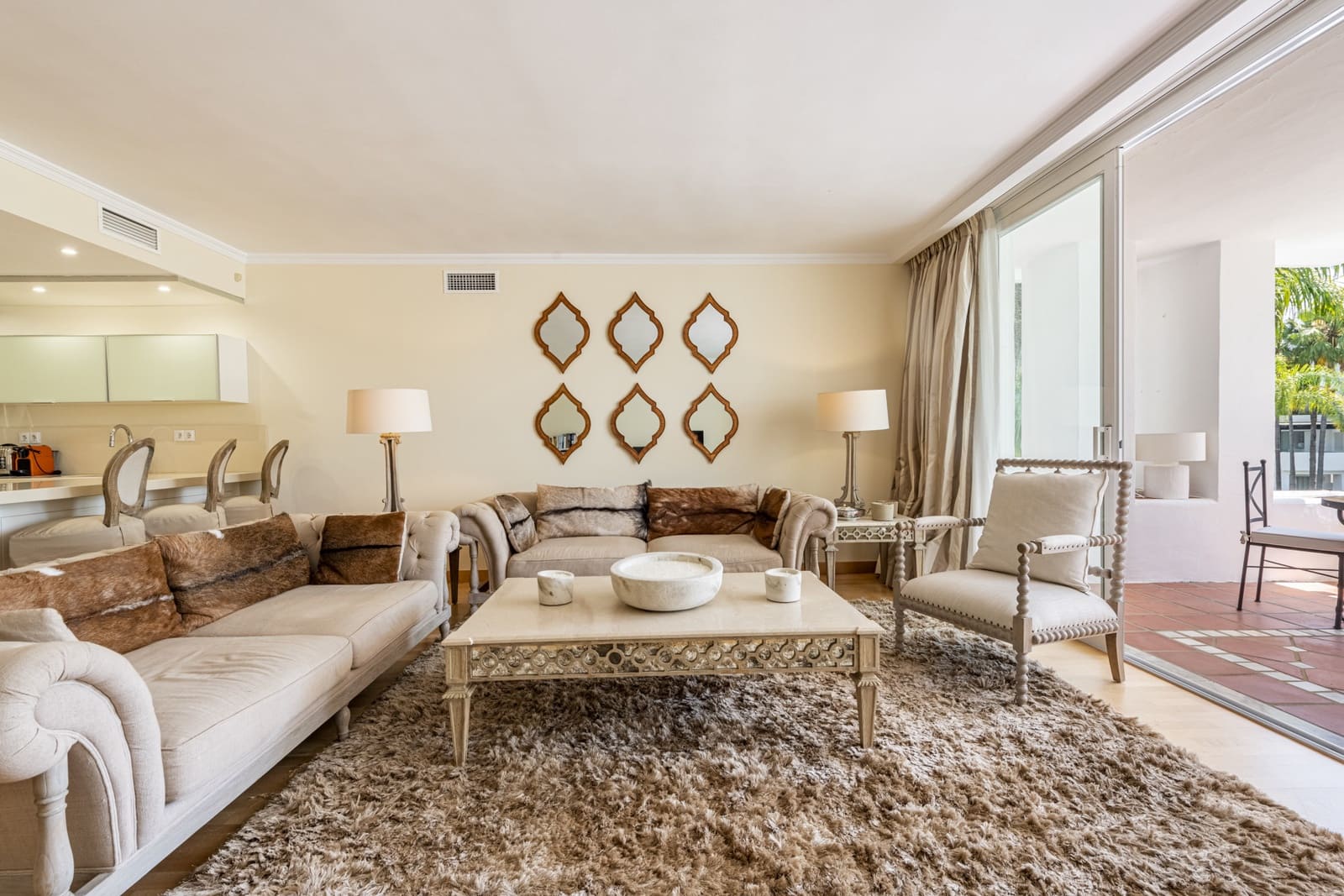 3 Zimmer Ferienapartment in Marbella mit Pool Garage - 8.400 € (Ref: 8981807)