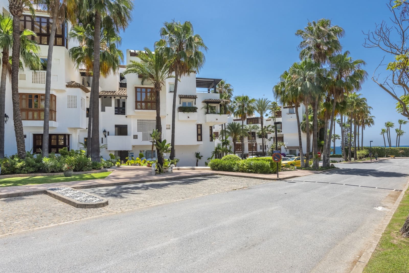 3 Zimmer Ferienapartment in Marbella mit Pool Garage - 8.400 € (Ref: 8981807)