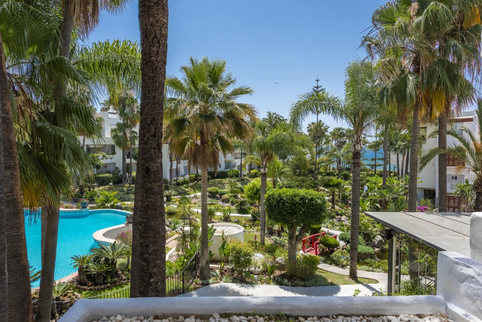 3 Zimmer Ferienapartment in Marbella mit Pool Garage - 8.400 € (Ref: 8981807)