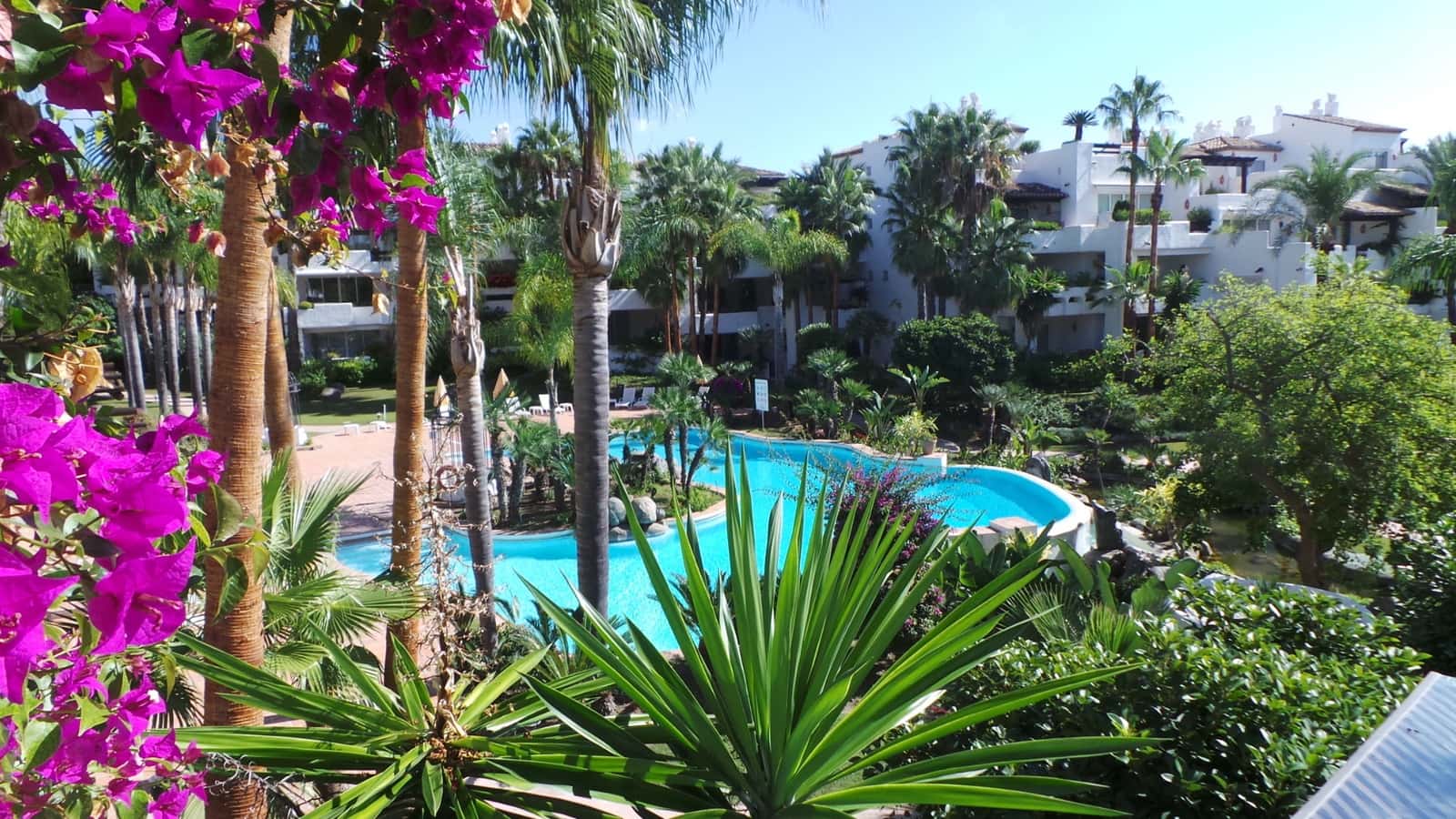 Appartement de 3 chambres de location de vacances à Marbella avec piscine garage - 9 100 € (Ref: 8981807)
